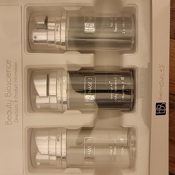 BEAUTY BIOSCIENCE RETINOSyn 45 Bi-Layer Titration Therapy Phase 1 2 + 3 Retinol - Picture 2 of 4